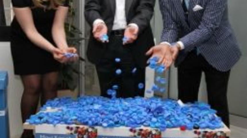 Marmaris'ten Konak Belediyesi'ne Mavi Kapak Desteği