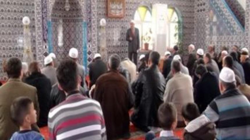 Ak&ccedil;alı K&ouml;y&uuml;'nde Kutlu Doğum Programı Yapıldı