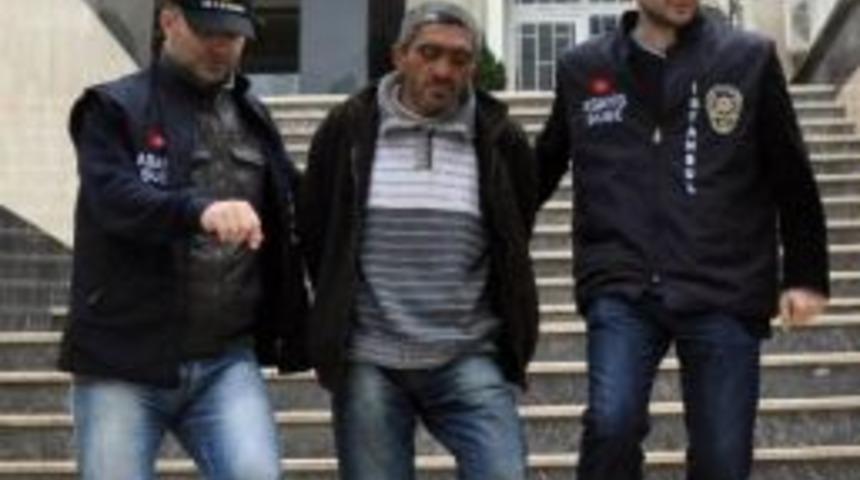 Alkoll&uuml; İki Grup Arasında Bı&ccedil;aklı Kavga: 1 &Ouml;l&uuml;, 1 Yaralı