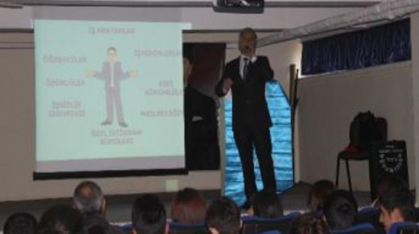 Lise &Ouml;ğrencilerine "iş Arama Becerileri" Konulu Seminer
