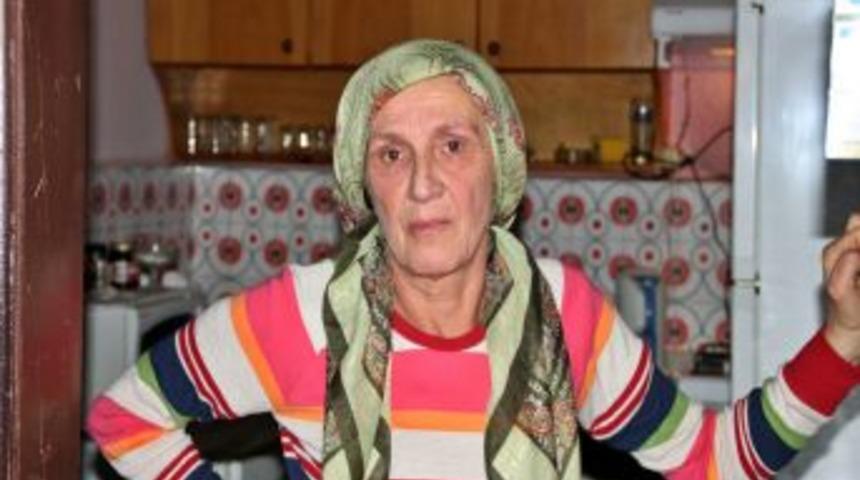 Orta Hasarlı Evinin Yıkımına Karşı &Ccedil;ıktı