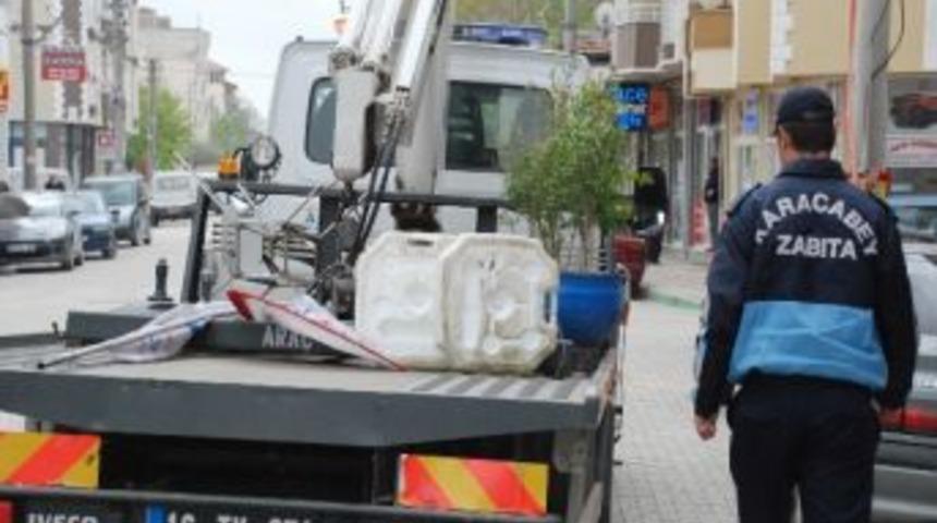 Zabıta Ve Polisten Kaldırım Operasyonu