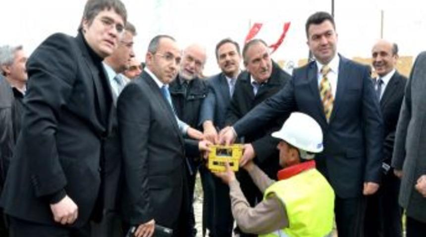 T&uuml;rkiye&rsquo;de Ilk Pasif Ev, AİB&Uuml;'de Yapılıyor