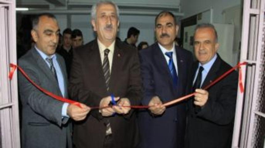 İneg&ouml;l Anadolu Lisesi'nden Kermes