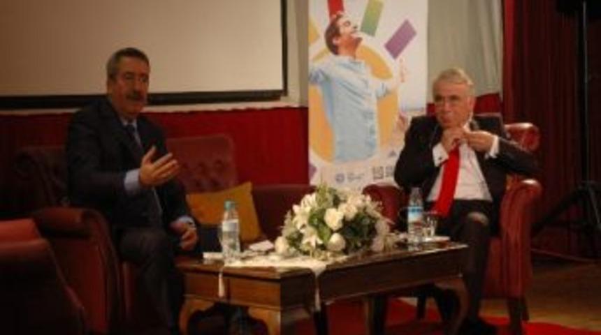 İzmir Valisi Kıra&ccedil;&rsquo;tan Gen&ccedil;lere &Ccedil;ağrı