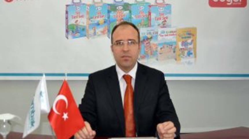 Zambak Yayınları Yaz Tatilini İzmir'den Başlatıyor