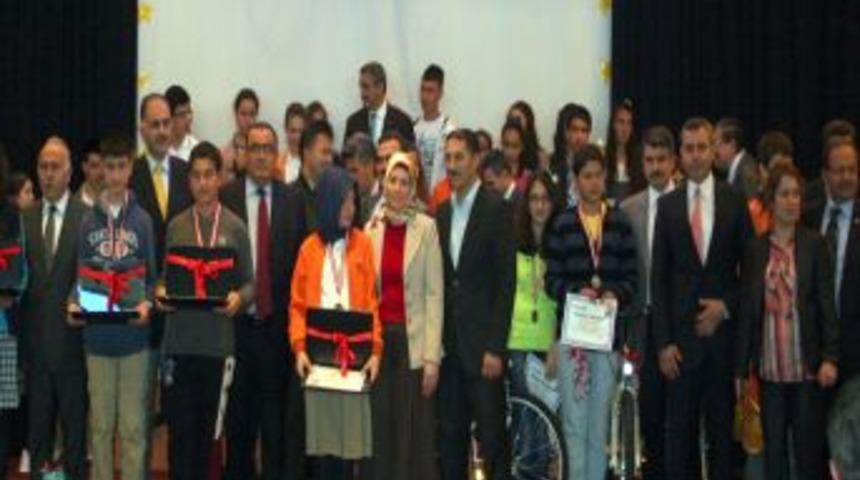 Nazilli'de 2. Fatih Sultan Matematik Olimpiyatı D&uuml;zenlendi