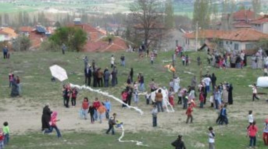 Hisarcık&rsquo;ta U&ccedil;urtma Şenliği