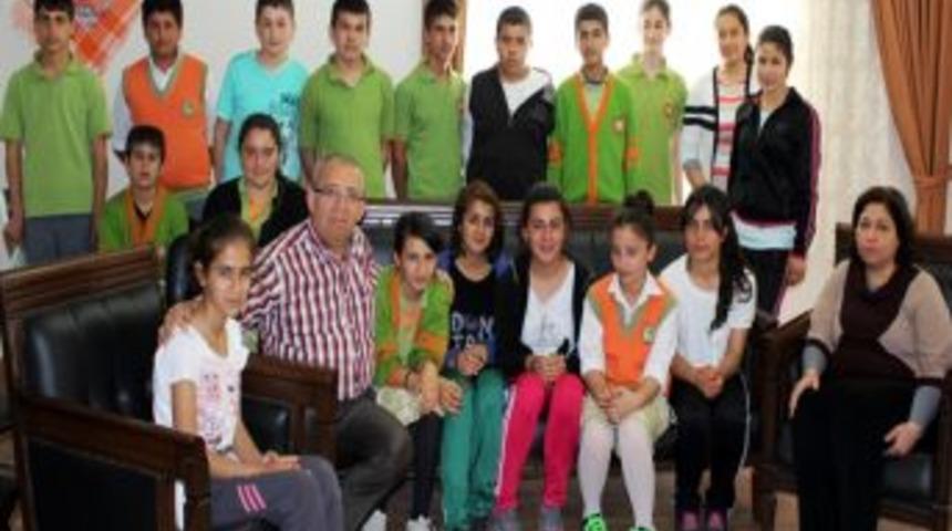 Başkan Şanal, &Ouml;ğrencilere Urfa Gezisi S&ouml;z&uuml; Verdi