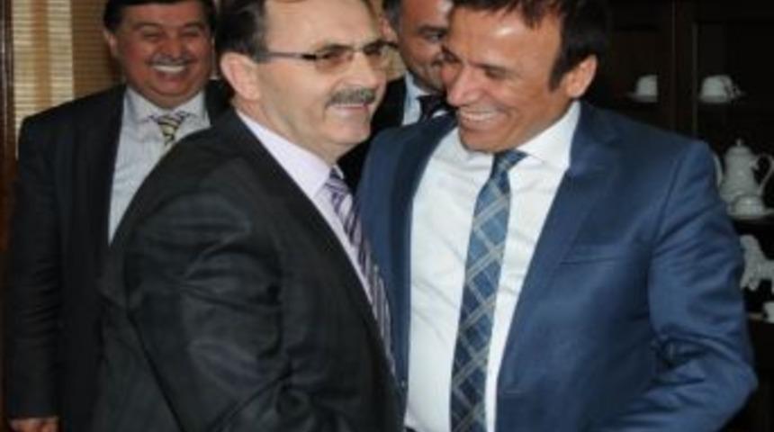 Ak Parti'li İl&ccedil;e Belediye Başkanları Bafra'da Buluştu