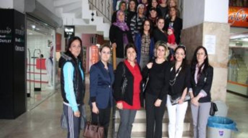 G&uuml;ltepeli Kadınlar Sinemayla Tanıştı