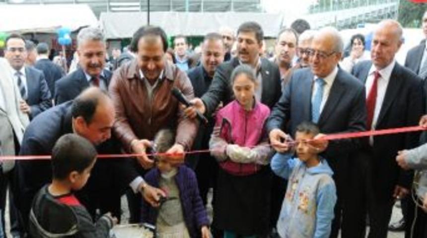 Tarsus&rsquo;ta Fakir &Ouml;ğrenciler Yararına Kermes