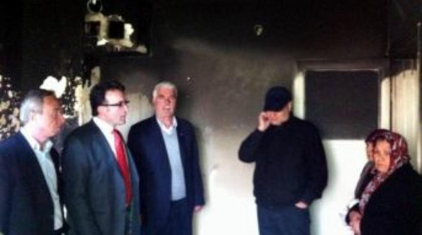 Ak Parti İl&ccedil;e Y&ouml;netimi Evi Yanan Aileye Yardım S&ouml;z&uuml; Verdi