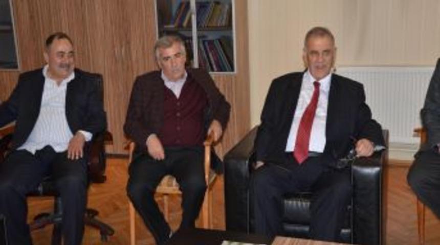 Mehmet Ke&ccedil;eciler, Konyalılar'ı &Ouml;zal'ı Anma Programına Davet Etti