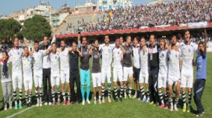 Aydınspor 1923 Şampiyonluk İ&ccedil;in G&uuml;n Sayıyor