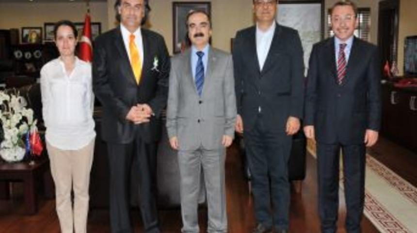 &lsquo;Portakal &Ccedil;i&ccedil;eği Karnavalı&rsquo; Heyetinden, Vali Coş&rsquo;a Teşekk&uuml;r Ziyareti