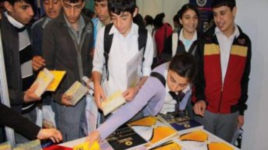 Tanıtım G&uuml;nlerinde D&uuml;&rsquo;ye Yoğun İlgi