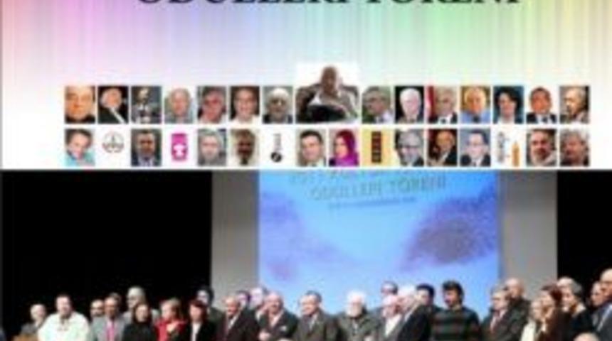 Eskader 2012 &Ouml;d&uuml;lleri Sahiplerini Buluyor