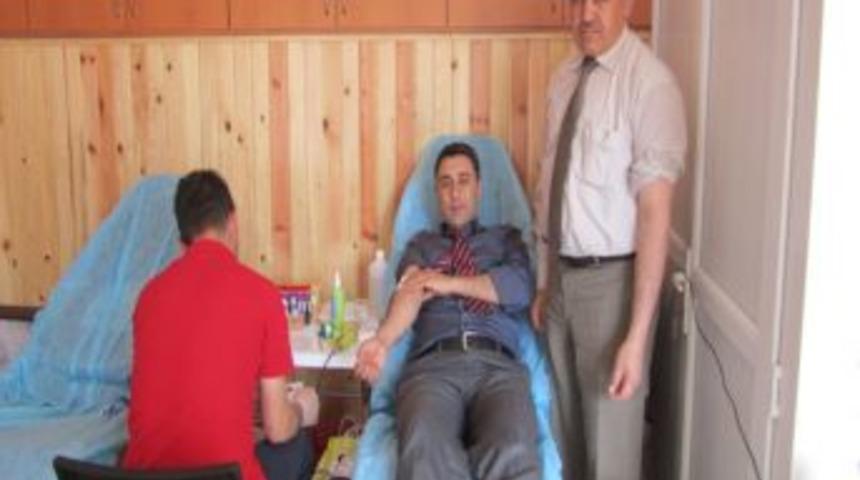 Nazillili Din G&ouml;revlileri Kan Bağışında Bulundu