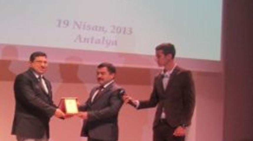 Ua&uuml; &ldquo;7. Tacik &Ouml;ğrenciler Festivali&rdquo; Programına Ev Sahipliği Yapıyor