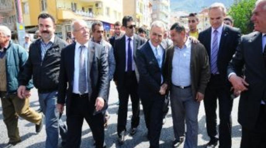 Kemalpaşa&rsquo;da Katlı Pazaryeri A&ccedil;ılışı