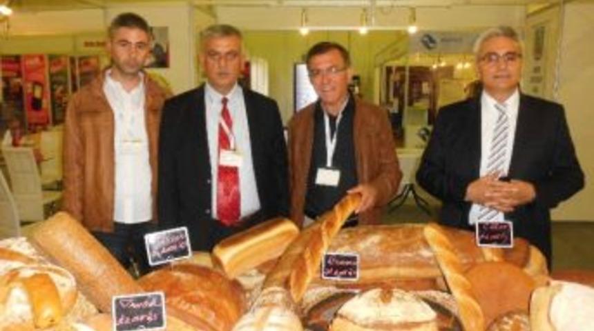 Akhisarlı Fırıncılar Fuarda Buluştu