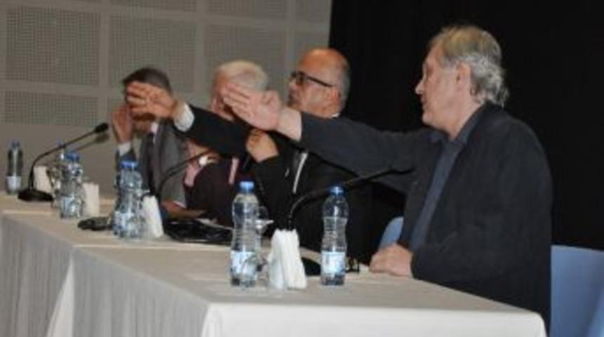 Kocaeli'de Akil İnsanların Toplantısında Gerginlik