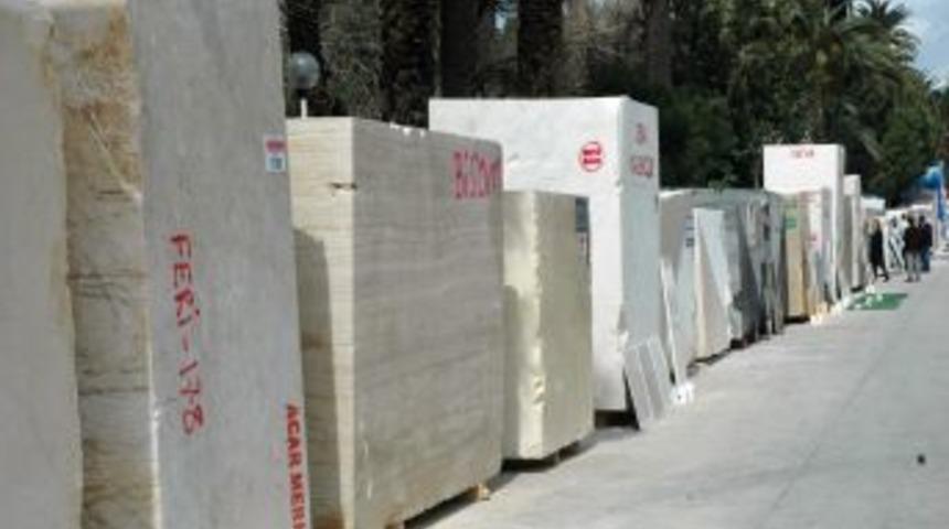 &Ccedil;in 25 Sekt&ouml;r&uuml; Batırdı, Mermer Ve Doğaltaşı Şaha Kaldırdı