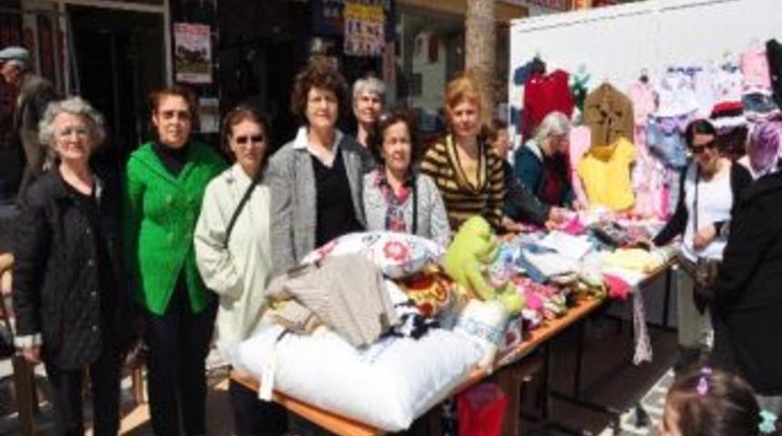 Chp&rsquo;li Kadınlardan L&ouml;semili &Ccedil;ocuklar Yararına Kermes