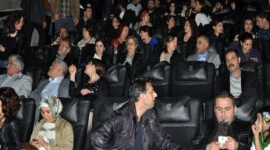 Jin Filminin Galası Yapıldı