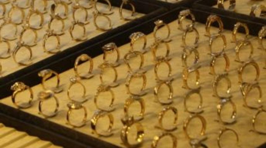 T&uuml;rkiye&rsquo;de K&uuml;&ccedil;&uuml;k Altın Kalmadı