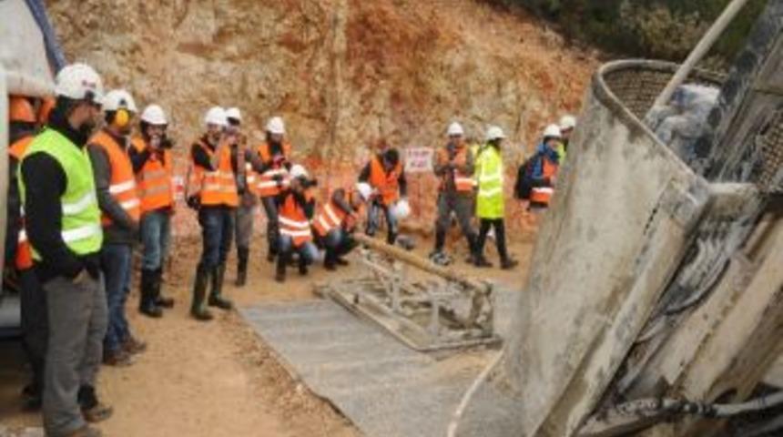 Kuzey Biga Madencilik Sondaj Sahalarını Basına A&ccedil;tı