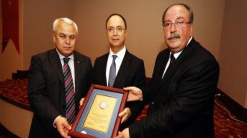 Dalaman Dış Hatlar Genel M&uuml;d&uuml;r&uuml; G&uuml;ven&ccedil;&rsquo;e Turizme Hizmet &Ouml;d&uuml;l&uuml;