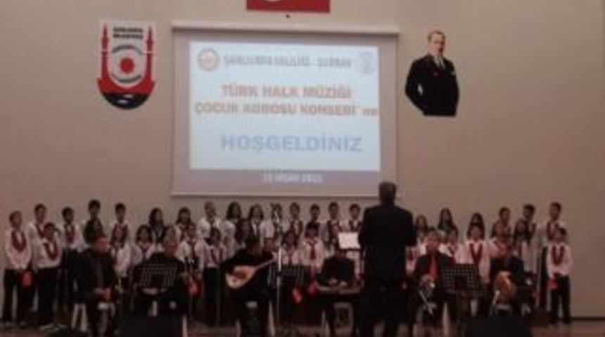 &Ccedil;ocuk korosu dinleyenleri b&uuml;y&uuml;ledi