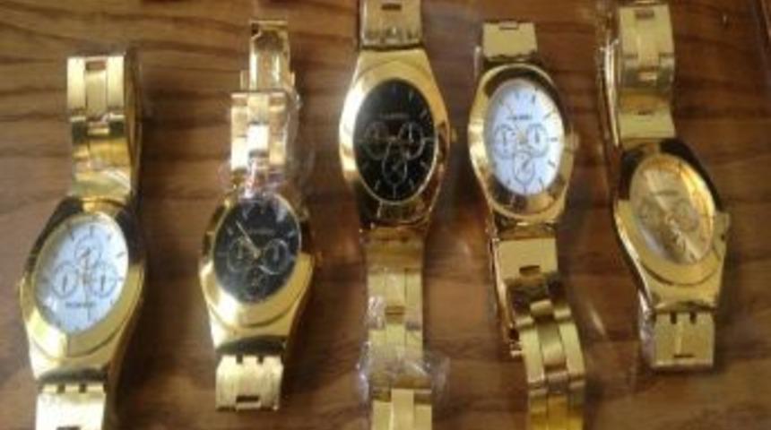 'altın Saat' Diyerek 14 Bin Tl &Ccedil;arptılar