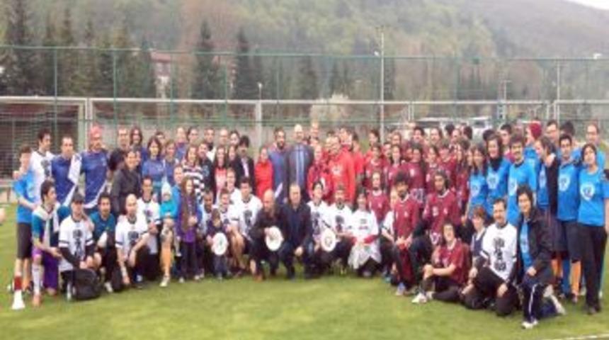 Bolu'da Uluslararası Frizbi Turnuvası Başladı