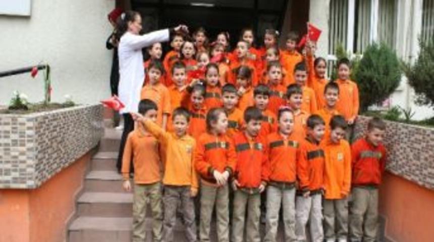 İlkokul &Ouml;ğrencilerinden Turizm Haftası Etkinliği