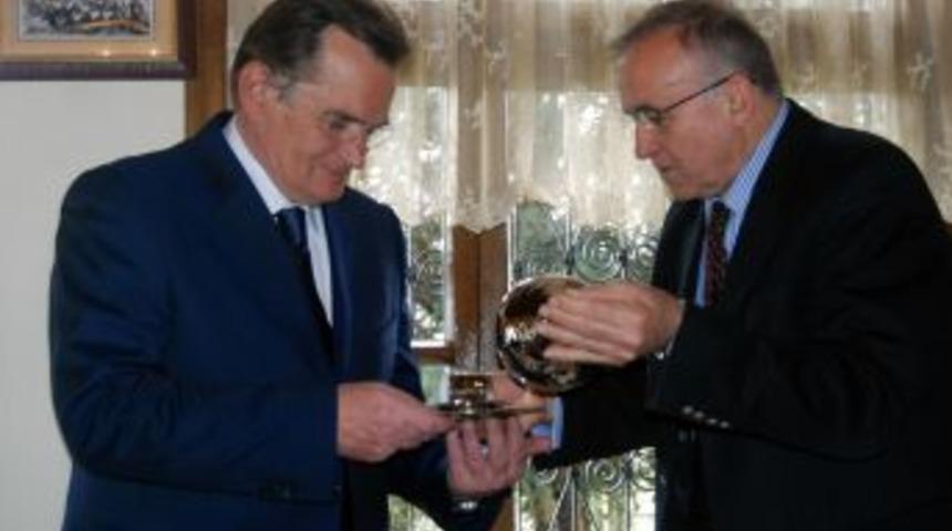 Slajdzic: Suriyelileri Misafir Olarak G&ouml;rmeniz Dikkatimden Ka&ccedil;madı