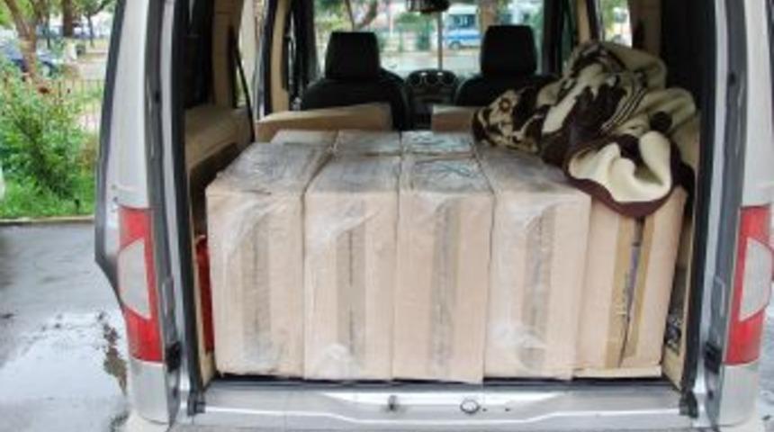 Polisin Takip Aldığı Ara&ccedil;tan 20 Bin Paket Ka&ccedil;ak Sigara &Ccedil;ıktı
