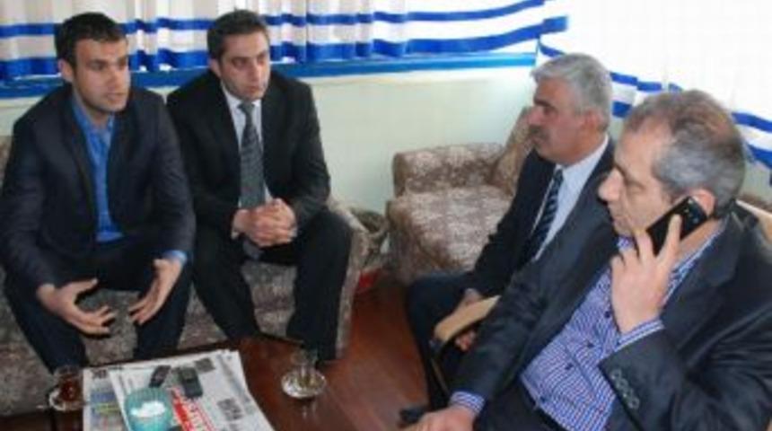 Bakan &Ccedil;elik&rsquo;ten Taşeron İş&ccedil;i Derneklerine Yeşil Işık