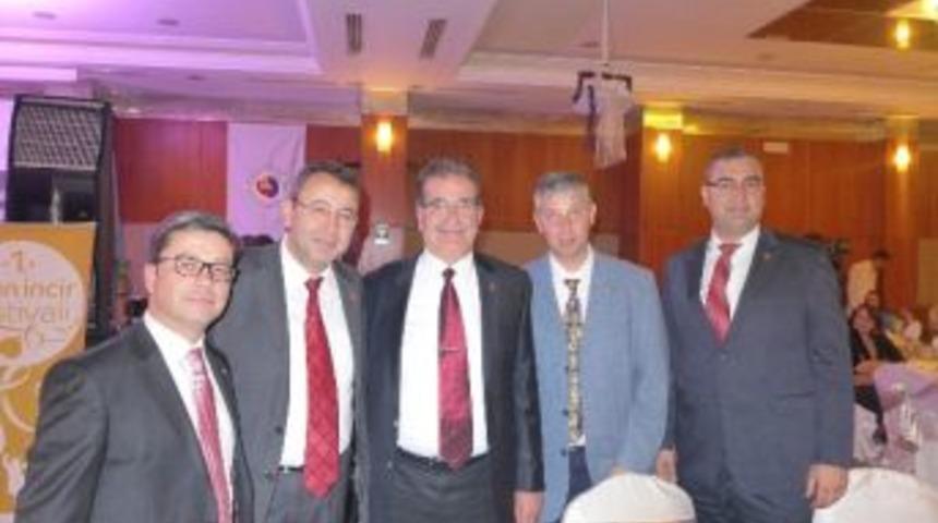 Aydın Gen&ccedil; Girişimciler Kurulu&rsquo;ndan Eğitime Destek Gecesi