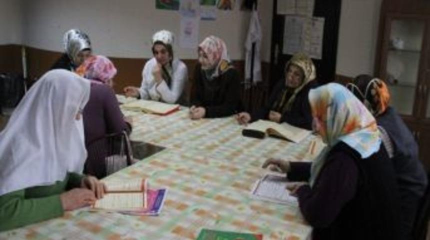 Kur&rsquo;an-ı Kerim&rsquo;i G&uuml;zel Okuma Kursu A&ccedil;ıldı