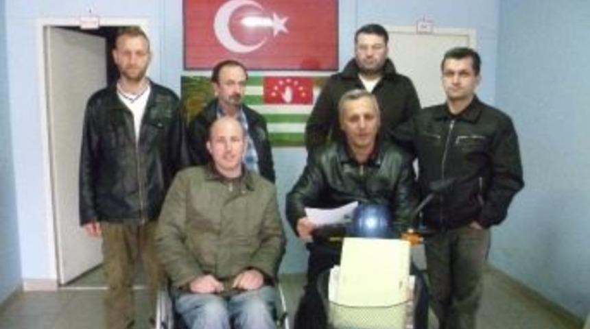 Adapazarı Sakatlar Derneği&rsquo;nden Abhazya Cumhuriyeti&rsquo;nin 23 Nisan Kutlamalarından &Ccedil;ıkarılmasına Tepki