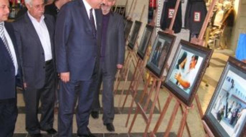 Ak Parti Malatya Milletvekili Cemal Akın, &Ouml;zal Sergisi&rsquo;ni Gezdi