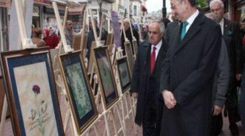 Bartınlı Gazetecilerden Kutlu Doğum&rsquo;da Anlamlı Sergi