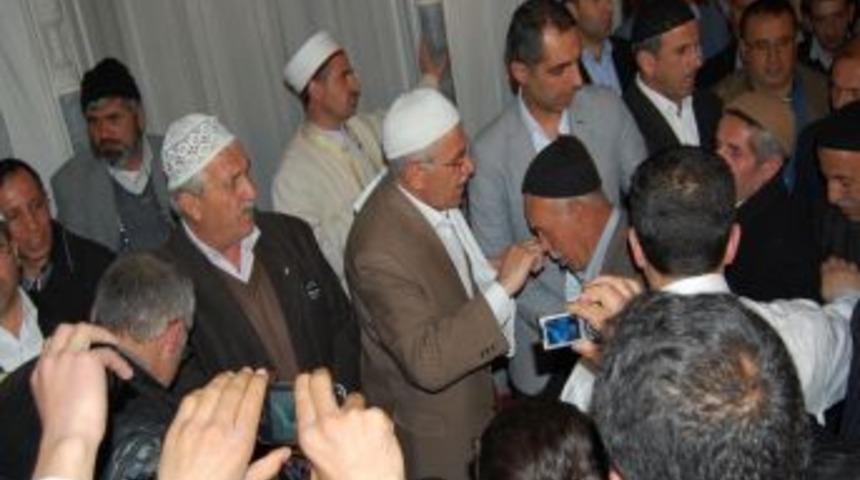 Bitlis'te Kutlu Doğum'a 4 Dilli Kutlama