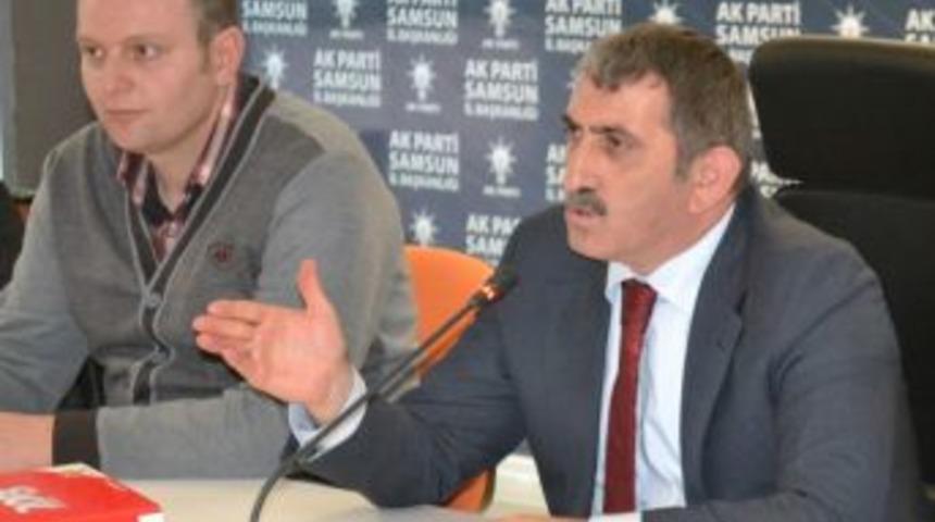 Ak Parti İl&ccedil;e Başkanları Toplantısı