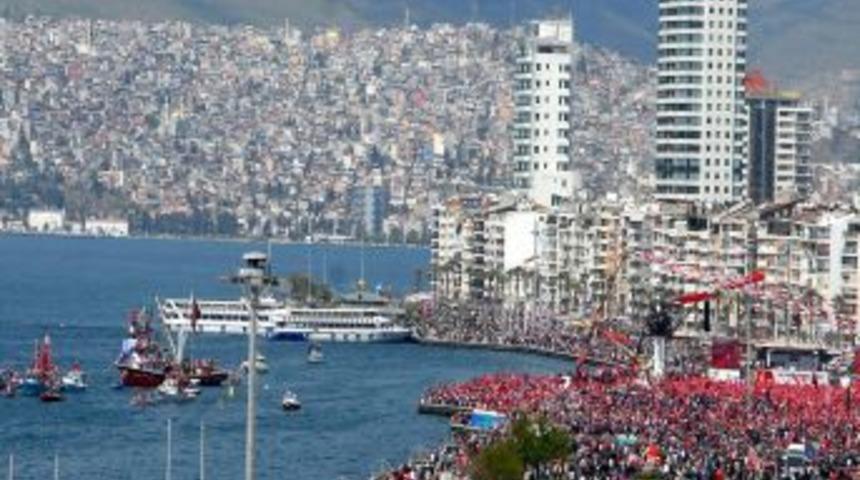 Bah&ccedil;eli, 'vur De Vuralım' Sloganlarına Cevap Vermedi