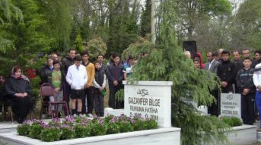 Olimpiyat Şampiyonu Gazanfer Bilge Kabri Başında Anıldı.