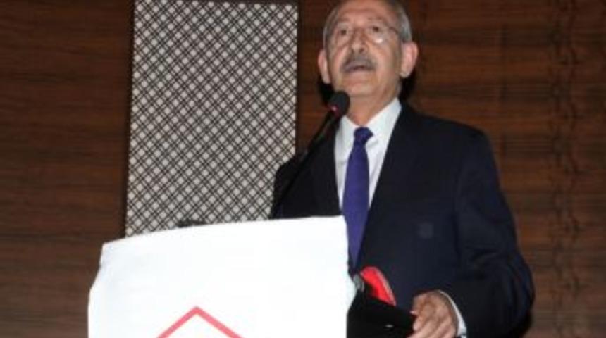 Kılı&ccedil;daroğlu: Bu &Uuml;lkede Aydınlar Ağır Bedeller &Ouml;dedi